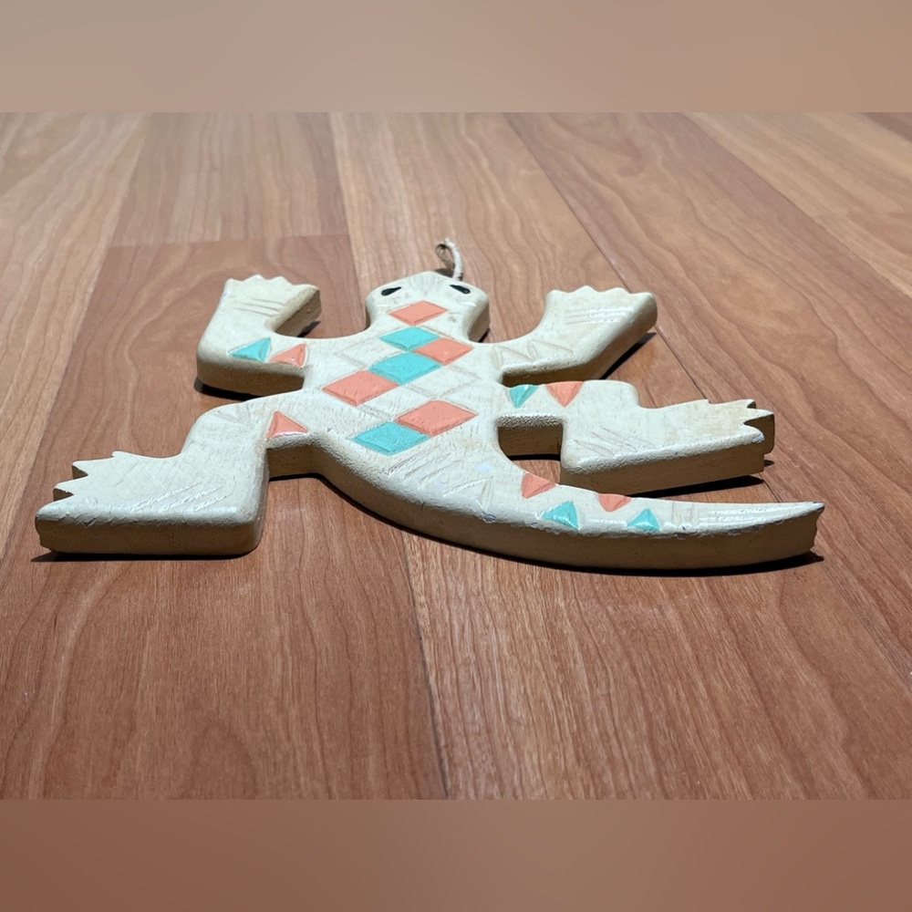 Wooden Iguana/Lizard Wall Hanging Decor Southwest Theme - Picture 7 of 11